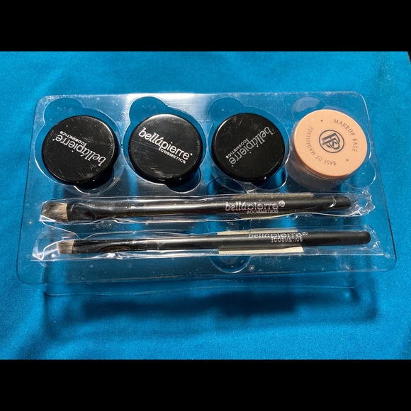 NWB bellapierre cosmetics smokey eyes shimmer kit - Picture 2 of 3